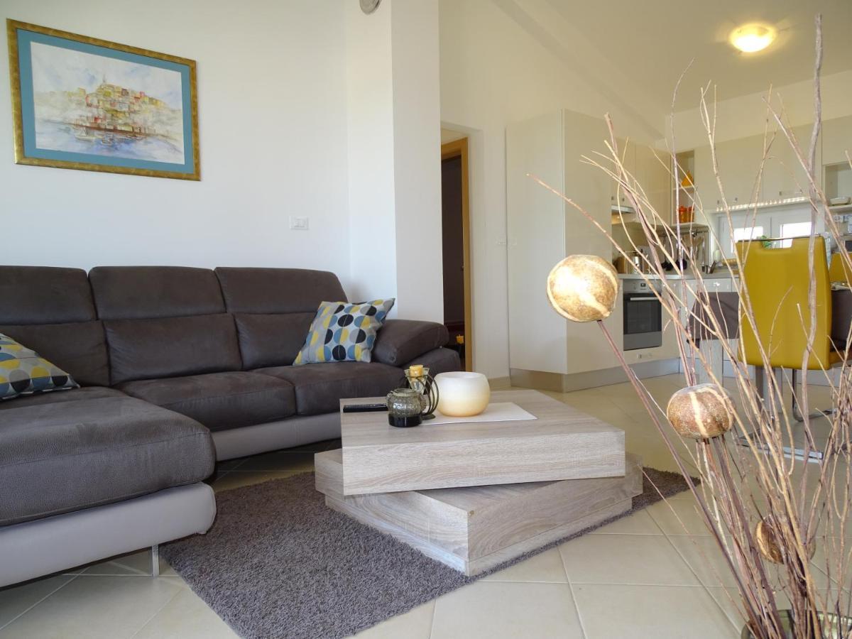 Apartment Bellavista Novigrad Istria Exteriör bild